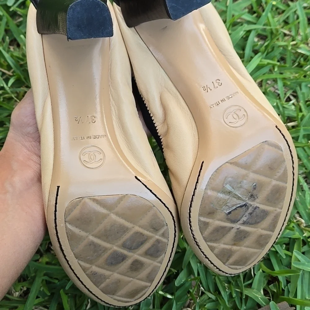 Chanel Lambskin Patent CC Elastic Stretch Pumps, Two Tone Beige Black Size 37.5